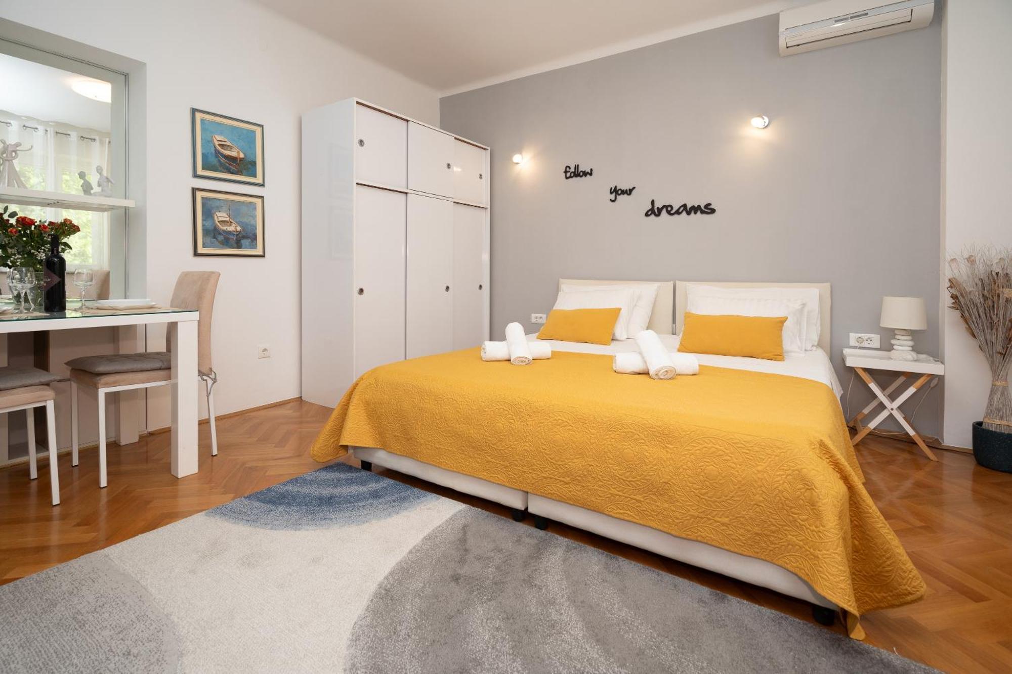 Nena Studio Apartment Задар Екстер'єр фото